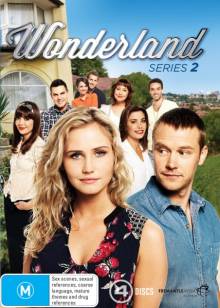 Смотреть онлайн Страна чудес / Wonderland (1 - 2 сезон / 2015 - 2016) -  1 - 3 серия HD 720p качество бесплатно  онлайн
