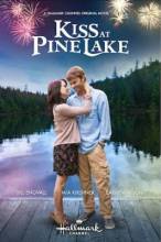 Смотреть онлайн Поцелуй у озера / Kiss at Pine Lake (2012) - HD 720p качество бесплатно  онлайн