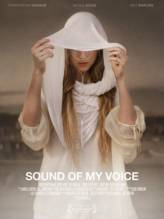 Смотреть онлайн фильм Звук моего голоса / Sound of My Voice (2011)-Добавлено HDRip качество  Бесплатно в хорошем качестве