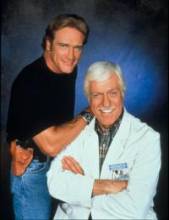 Смотреть онлайн фильм Диагноз: Убийство / Diagnosis Murder-Добавлено 1 - 8 сезон 1 - 22 серия   Бесплатно в хорошем качестве